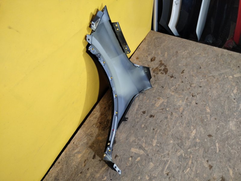 Крыло переднее правое NIRO SG2 22-