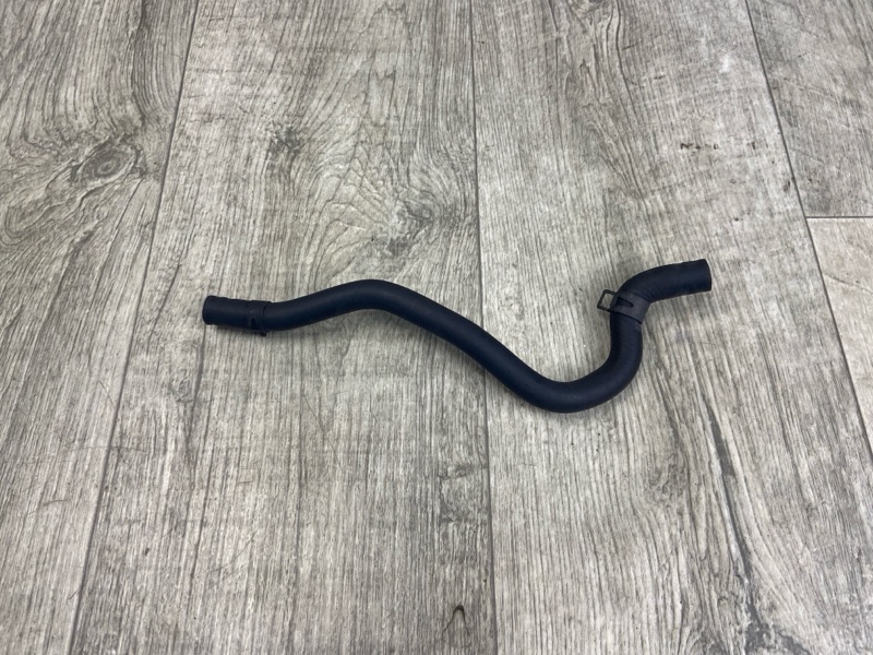 Патрубок системы охлаждения RAV4 13-19 2016 2.5 2ARFE Патрубок системы охлаждения RAV4 13-19 2016 2.5 2ARFE