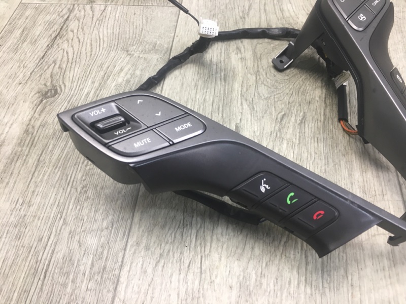 Кнопки на руль SANTA FE (DM) 12-18 2014 Внедорожник 2.4