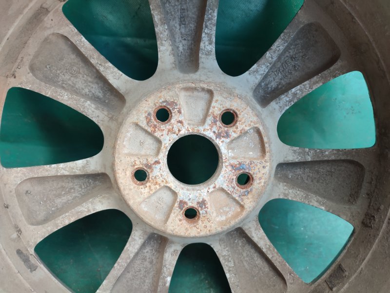 Диск R18 TRIBECA B9 05-07