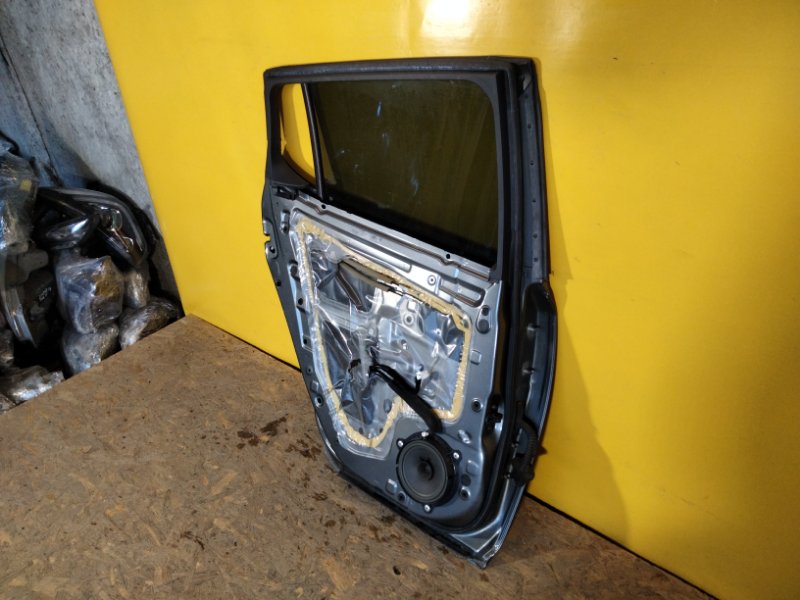 Дверь задняя левая LEAF 18-