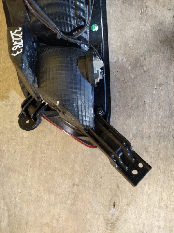 Фонарь наружный левый KONA OS 17-23 Фонарь наружный левый KONA OS 17-23