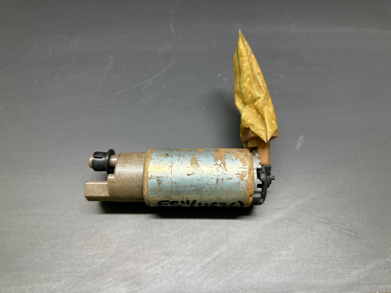 Топливный насос LEXUS ES300 ES330 01-06 2006 XV30 3.3 3MZFE 23221-0A040 Б/У