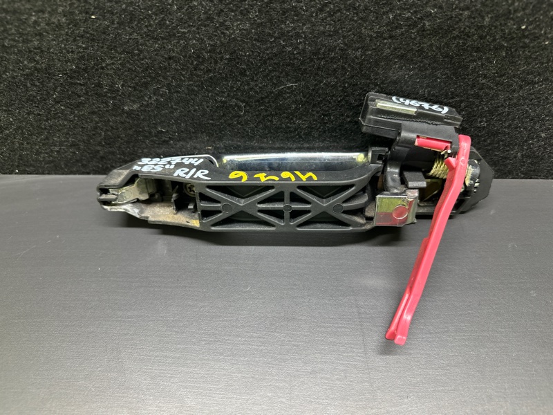 Ручка двери наружная задняя правая LEXUS ES300 ES330 01-06 XV30 3.3 3MZFE