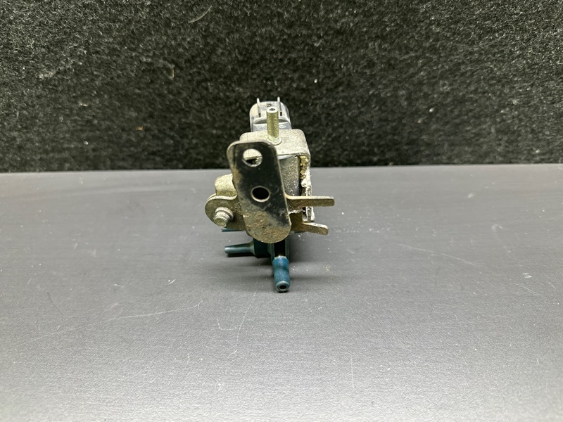 Клапан электромагнитный (вакуумный) ES300 ES330 01-06 2006 XV30 3.3 3MZFE Клапан электромагнитный (вакуумный) ES300 ES330 01-06 2006 XV30 3.3 3MZFE