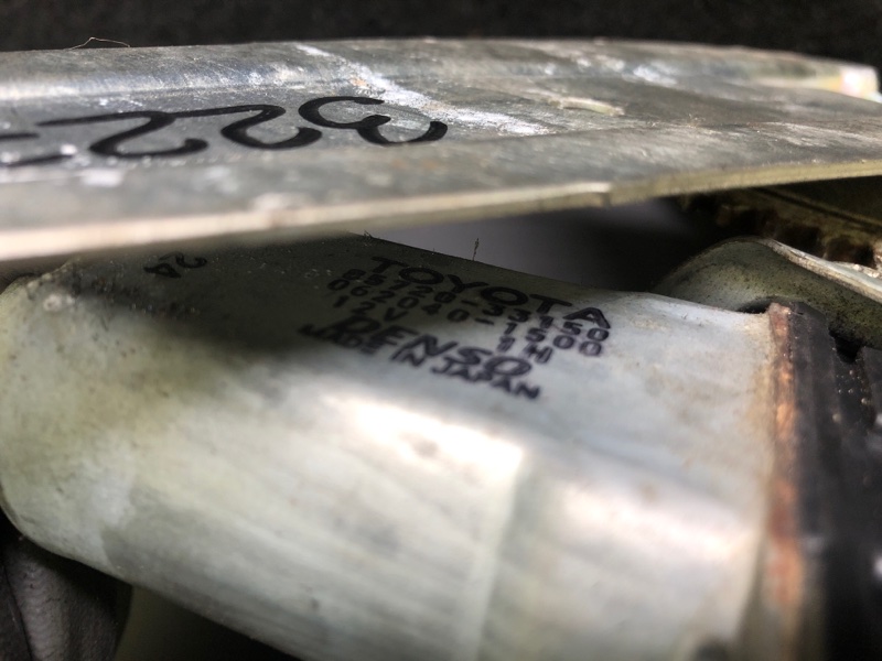 Стеклоподъемник задний правый ES300 ES330 01-06 2006 XV30 3.3 3MZFE