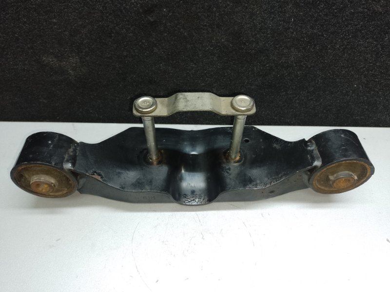 Запчасть кронштейн редуктора задний SUBARU CROSSTREK 12-17 2015 GP FB20X e-Boxer 41310AG023 Б/У Кронштейн редуктора задний SUBARU CROSSTREK 12-17 2015 GP FB20X e-Boxer 41310AG023 Б/У