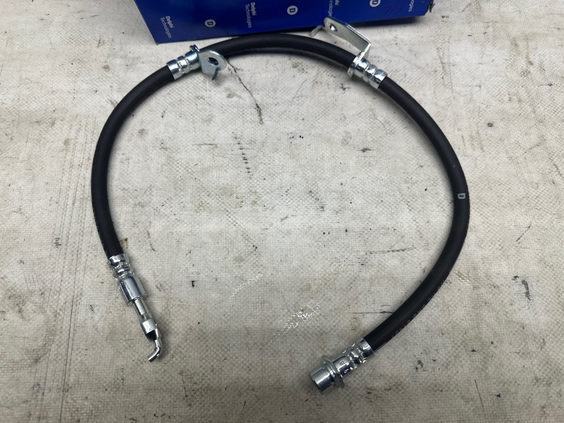 Шланг тормозной передний левый COROLLA 150 06-13