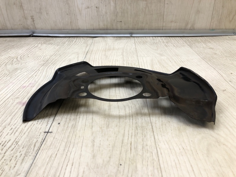 Защита тормозного диска передняя левая TOYOTA RAV4 13-19 2.5 2ARFE