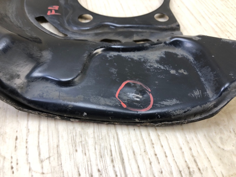 Защита тормозного диска передняя левая RAV4 13-19 2016 2.5 2ARFE