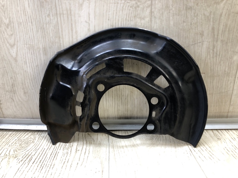 Защита тормозного диска передняя правая TOYOTA RAV4 13-19 2016 2.5 2ARFE 4778142040 Б/У