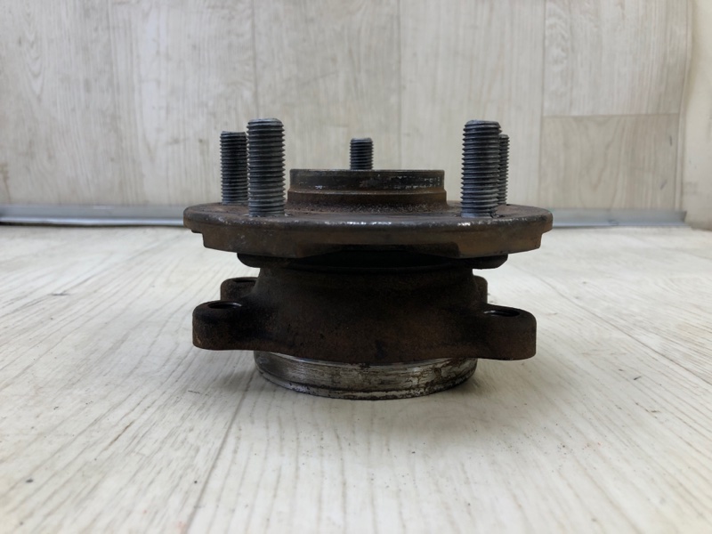 Ступица передняя RAV4 13-19 2016 2.5 2ARFE