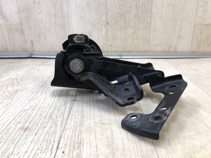 Подушка двигателя RAV4 13-19 2016 2.5 2ARFE Подушка двигателя RAV4 13-19 2016 2.5 2ARFE