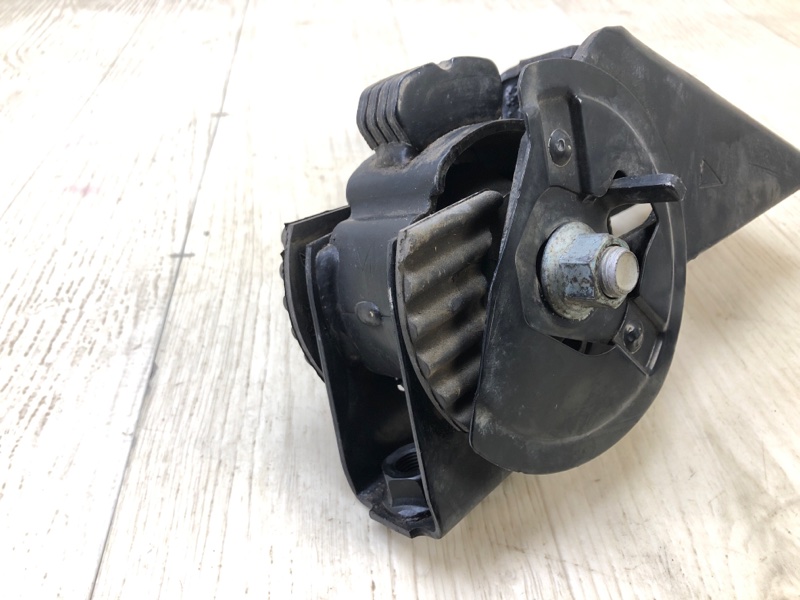 Подушка двигателя RAV4 13-19 2016 2.5 2ARFE Подушка двигателя RAV4 13-19 2016 2.5 2ARFE
