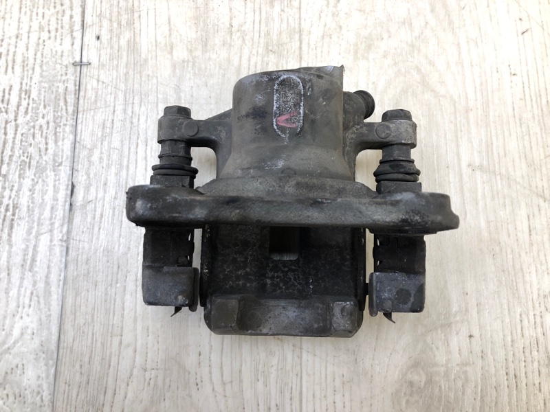 Суппорт тормозной задний левый RAV4 13-19 2016 2.5 2ARFE Суппорт тормозной задний левый RAV4 13-19 2016 2.5 2ARFE