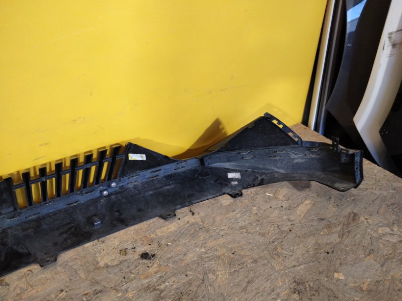 Бампер передний EV6 21-