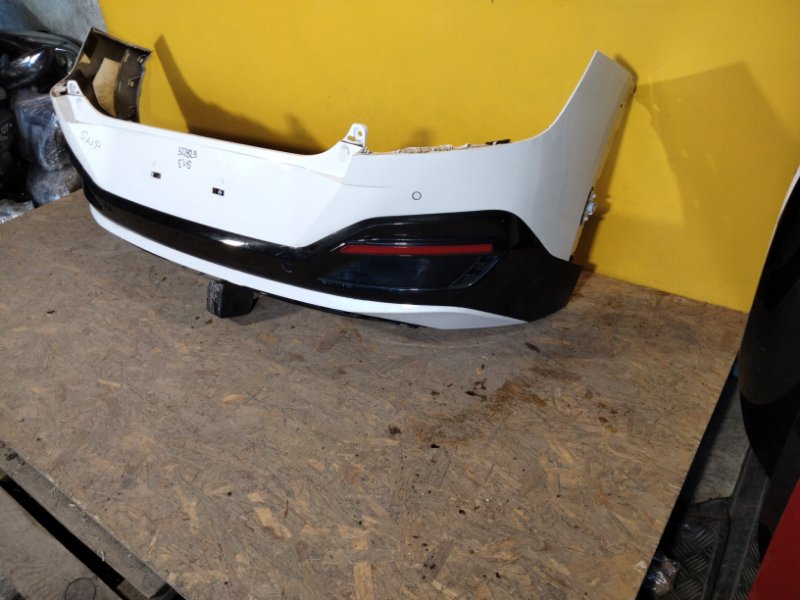 Бампер задний EV6 21-