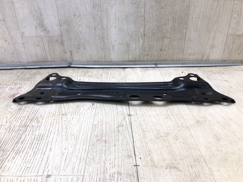 Кронштейн TOYOTA RAV4 13-19 2.5 2ARFE