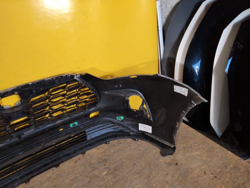 Бампер передний HIGHLANDER 2020- Бампер передний HIGHLANDER 2020-