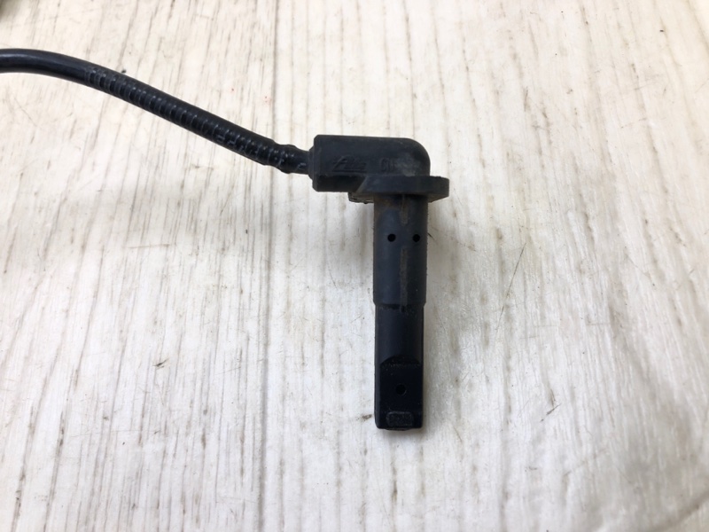 Датчик ABS передний левый LANCER X 10 07-15 2010 2.0 4B11