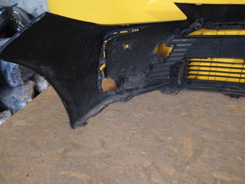 Бампер передний COROLLA 18- Бампер передний COROLLA 18-