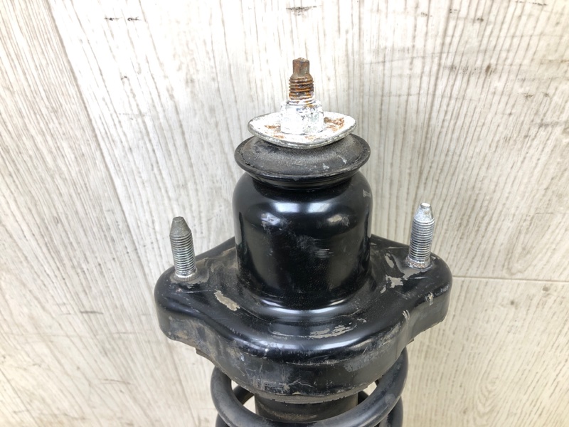 Амортизатор задний MITSUBISHI LANCER X 10 07-15 2.0 4B11 Амортизатор задний MITSUBISHI LANCER X 10 07-15 2.0 4B11