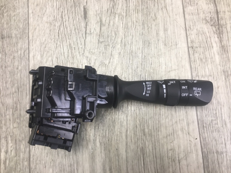 Запчасть подрулевой переключатель правый TOYOTA RAV4 13-19 2016 2.5 2ARFE 8465242160 Б/У Подрулевой переключатель правый TOYOTA RAV4 13-19 2016 2.5 2ARFE 8465242160 Б/У