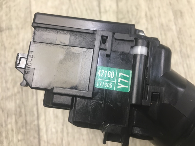 Подрулевой переключатель правый RAV4 13-19 2016 2.5 2ARFE Подрулевой переключатель правый RAV4 13-19 2016 2.5 2ARFE