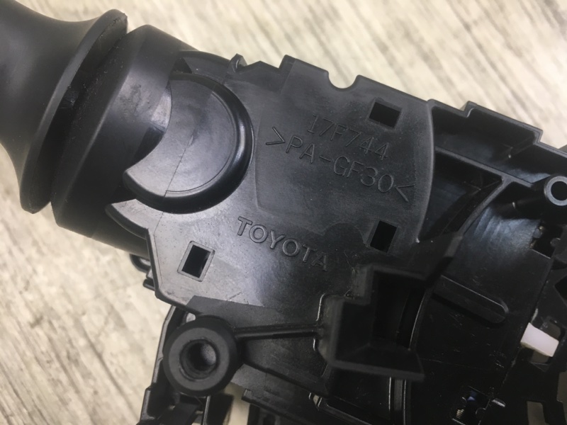 Подрулевой переключатель левый RAV4 13-19 2016 2.5 2ARFE