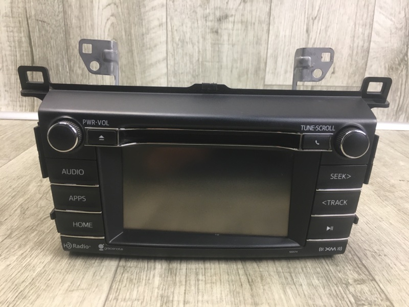 Магнитола TOYOTA RAV4 13-19 2016 2.5 2ARFE 8614042460 Б/У