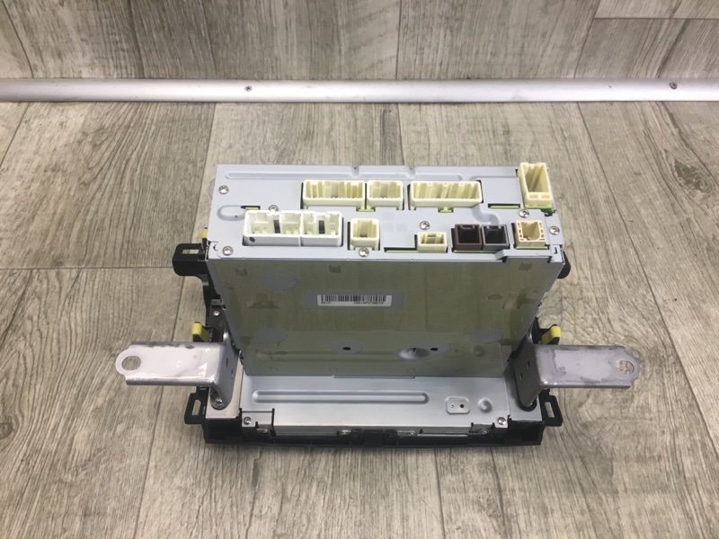 Магнитола RAV4 13-19 2016 2.5 2ARFE