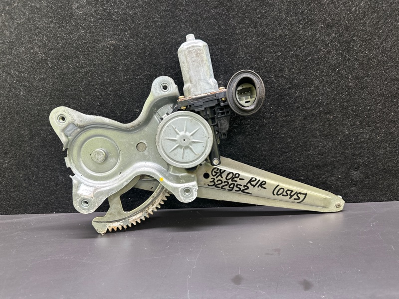 Стеклоподъемник задний правый LEXUS GX470 02-09 2003 UZJ120L 4.7 2UZFE 69803-35080 Б/У