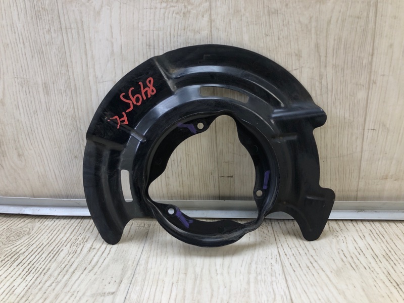 Защита тормозного диска передняя левая HYUNDAI ELANTRA AD 16- 2018 2.0 G4NH 51755F2000 Б/У