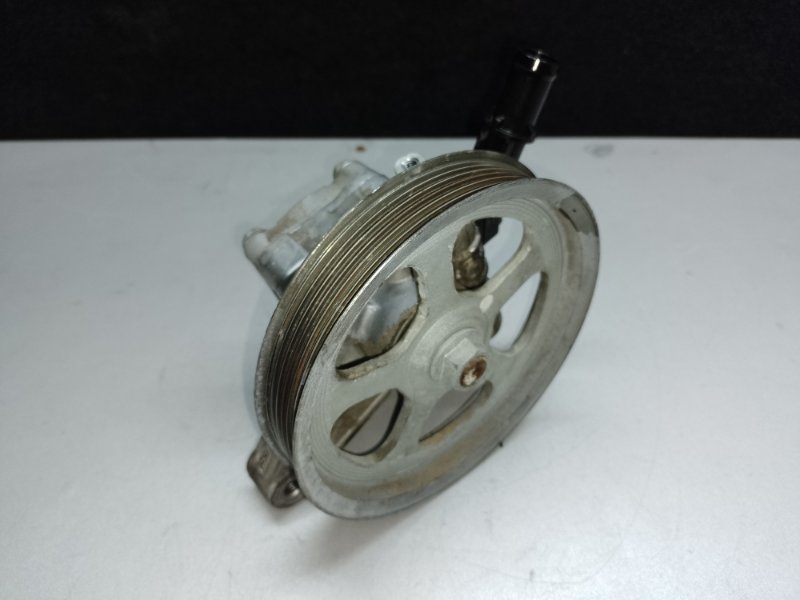 Насос ГУР HONDA ACCORD COUPE 03-07 2003 J30A4 56110-RCA-A01 Б/У