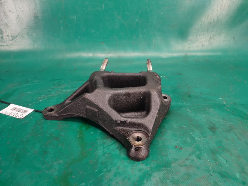 Кронштейн ТНВД CX-9 06-16 2007 3.7