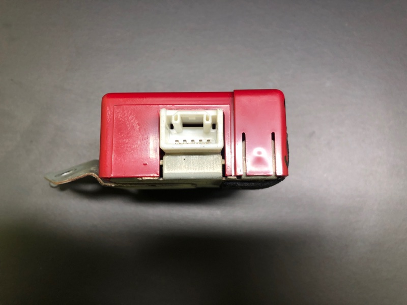 Блок управления центральным замком LEXUS GX470 02-09 UZJ120L 4.7 2UZFE