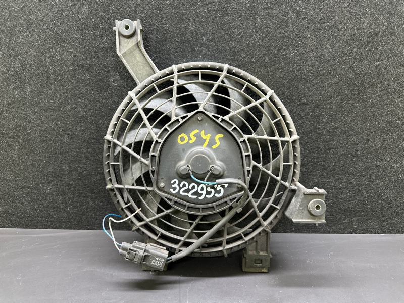 Вентилятор радиатора кондиционера LEXUS GX470 02-09 2003 UZJ120L 4.7 2UZFE 88590-60040 Б/У