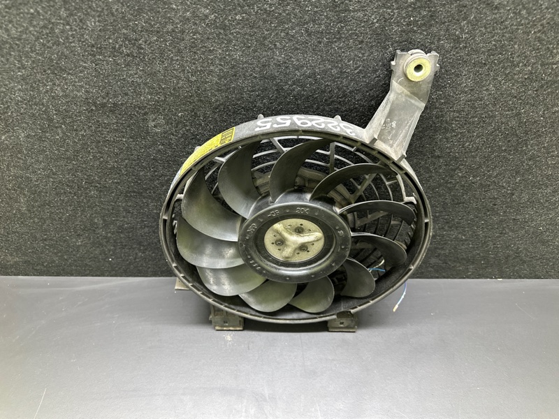 Вентилятор радиатора кондиционера LEXUS GX470 02-09 UZJ120L 4.7 2UZFE