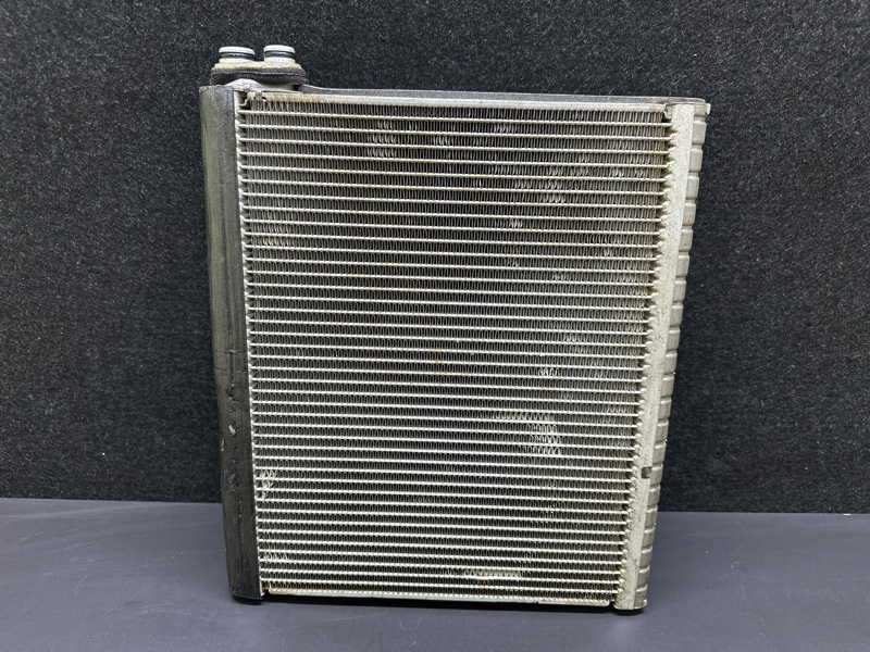 Испаритель кондиционера передний LEXUS GX470 02-09 2003 UZJ120L 4.7 2UZFE 88501-35100 Б/У