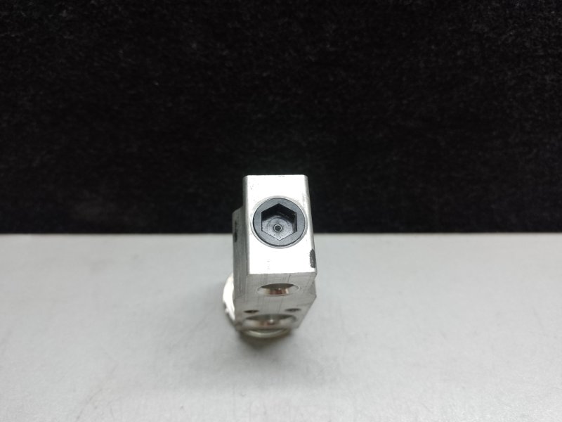 Клапан кондиционера ES300 ES330 01-06 2005 XV30 3.3 3MZFE