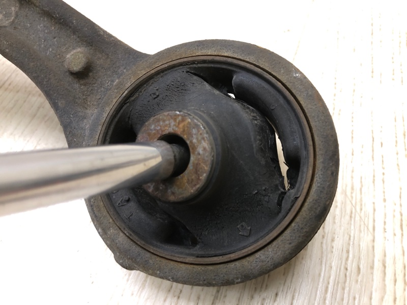 Рычаг передней подвески нижний левый ACCORD CU8 / TSX 08-14 2012 2.4L