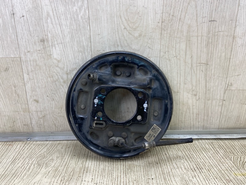 Тормозной механизм задний левый ELANTRA AD 16- 2019 2.0 G4NH