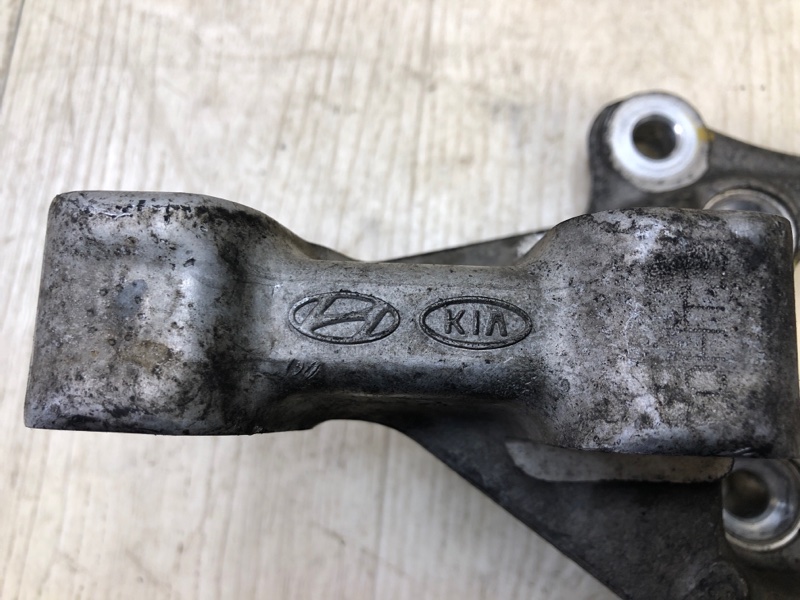 Кулак поворотный передний левый SONATA LF 2014- 2015 2.0 G4NG