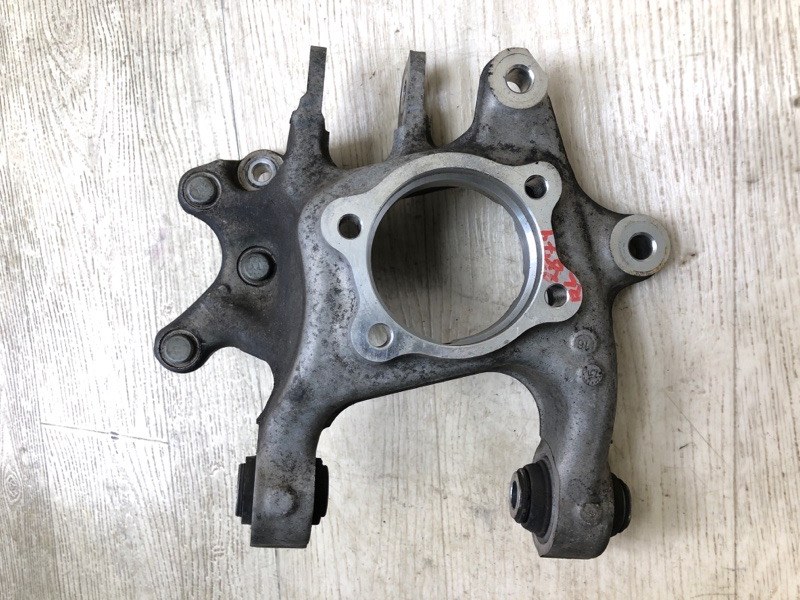 Цапфа задняя левая SONATA LF 2014- 2015 2.0 G4NG