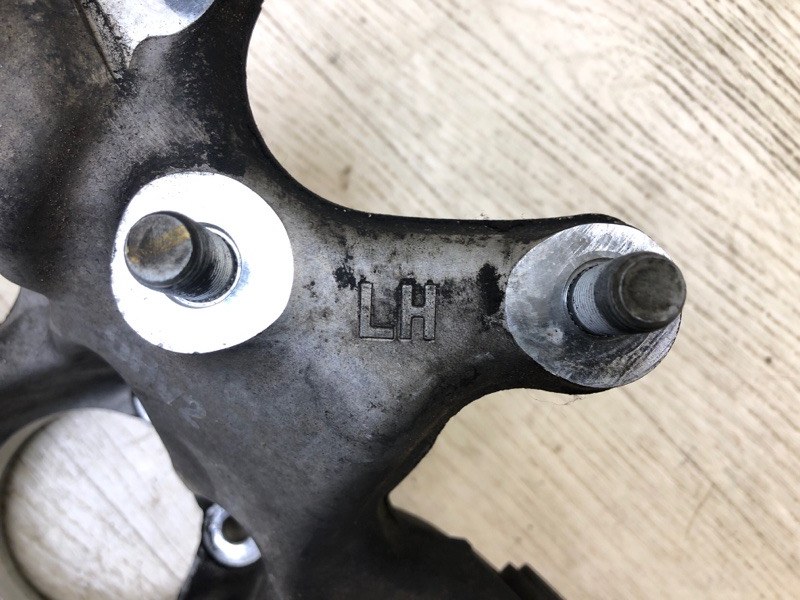 Цапфа задняя левая SONATA LF 2014- 2015 2.0 G4NG