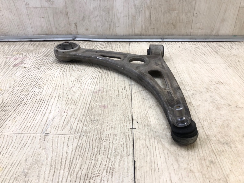 Рычаг передней подвески нижний правый HYUNDAI SONATA LF 2014- 2.0 G4NG Рычаг передней подвески нижний правый HYUNDAI SONATA LF 2014- 2.0 G4NG