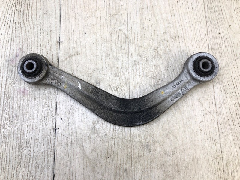 Рычаг задней подвески поперечный верхний правый HYUNDAI SONATA LF 2014- 2015 2.0 G4NG 55120-C3000 Б/У