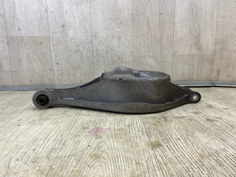 Рычаг задней подвески поперечный нижний левый INFINITI FX/QX70 S51 08-17 5.0 VK50VE