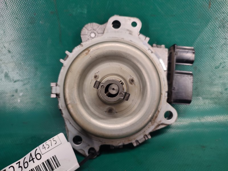 Моторчик изменения фаз ГРМ MAZDA 3 BM 13-19 2016 Седан 2.0L 4 PE01-12-4Z0C Б/У