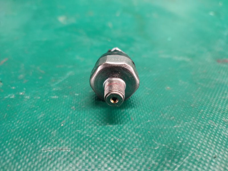 Датчик давления масла ДВС 3 BM 13-19 2016 Седан 2.0L 4